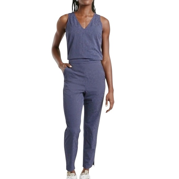 Athleta - Brooklyn Textured Jumpsuit Sz 8 - Picture 1 of 9
